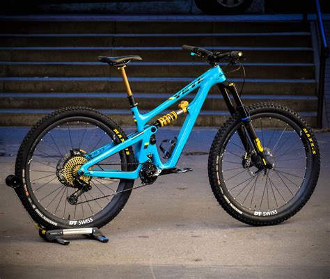 Yeti SB150 - bajk's Bike Check - Vital MTB