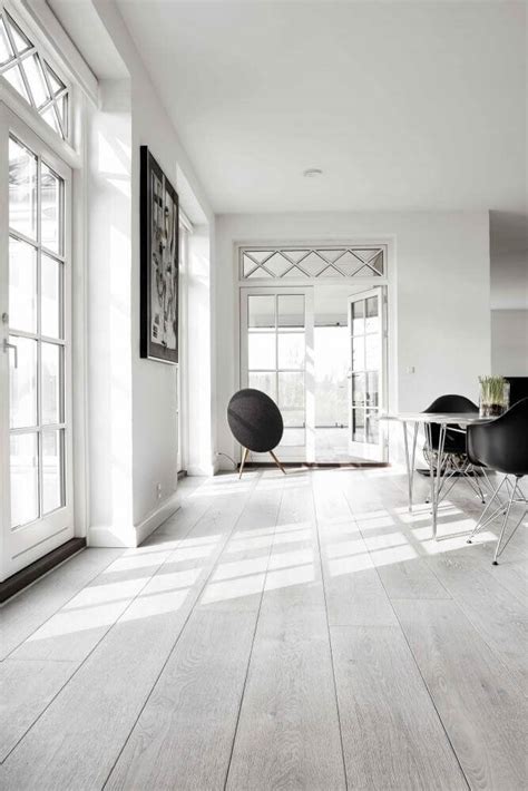 White Wood Flooring Design | Floor Roma