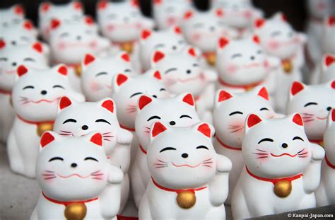 Maneki-neko - 🍀😸 The Japanese lucky charm cat