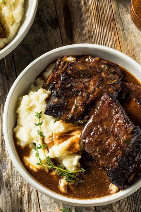 Incredible Braised Beef Short Ribs With Red Wine & Garlic