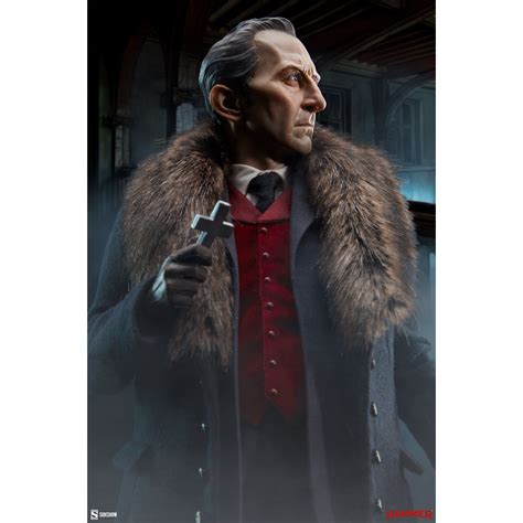 Van Helsing (Peter Cushing) Premium Format Figure Sideshow Collectibles ...