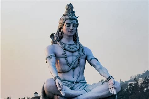 Maha Shivratri 2023 Upay as Per Your Zodiac Sign: How to Perform Shiv ...