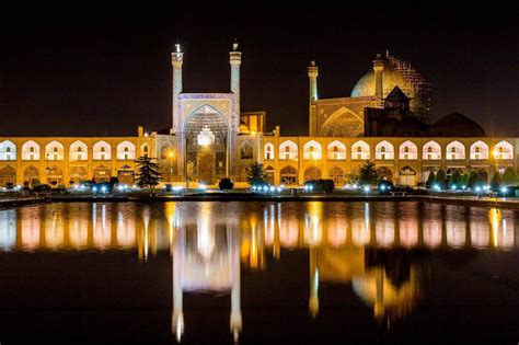 Naqsh e Jahan Square – Image of the World Square | World images, Iran ...