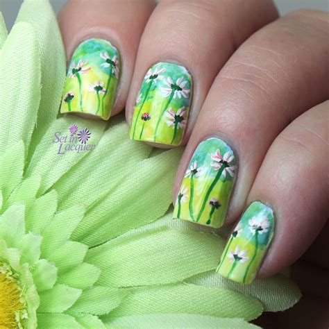 Floral nail art for Digital Dozen Nature Week: Day Two (Set in Lacquer ...