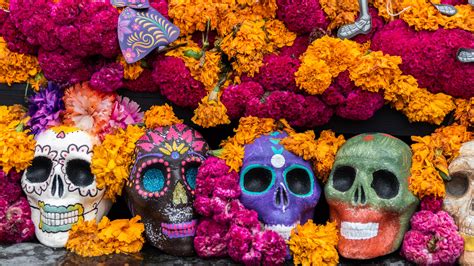 11 Best Dia de los Muertos Movies, From Coco to The Book of Life | Teen ...