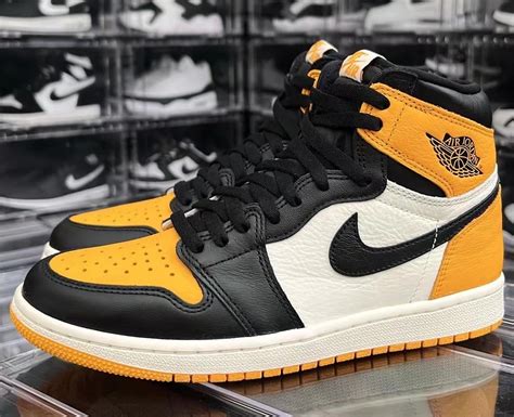 【スニーカー】 Air Jordan1 Retro High Og taxi カラー