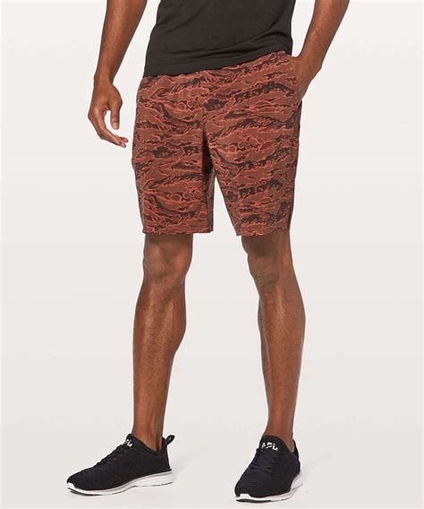 lululemon shorts men's camote