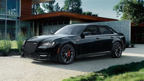 The end of the affordable V8 sports sedan? New Chrysler 300 SRT stock ...