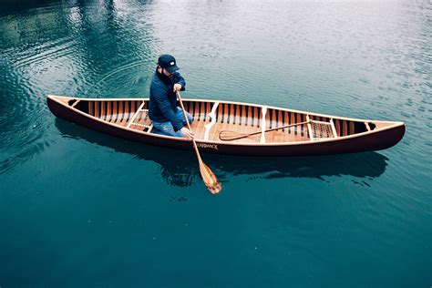 Choosing A Canoe Paddle - Canoe Paddle Sizing, Bent Shaft vs. Straight ...