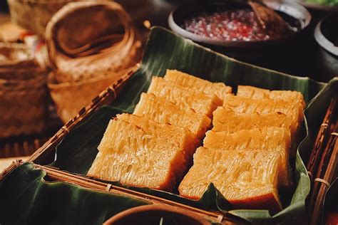 Indonesian Desserts: 20 Traditional Sweets to Try in Indonesia