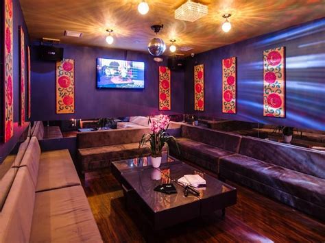 10 Best Karaoke Bars NYC Has to Offer