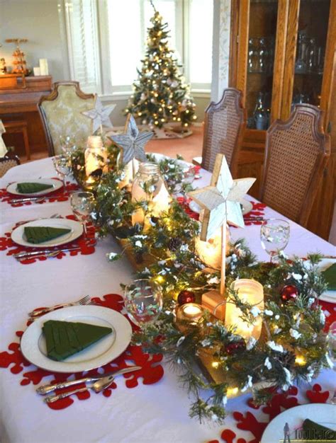 27 Gorgeous Christmas Table Decorations & Settings - A Piece Of Rainbow