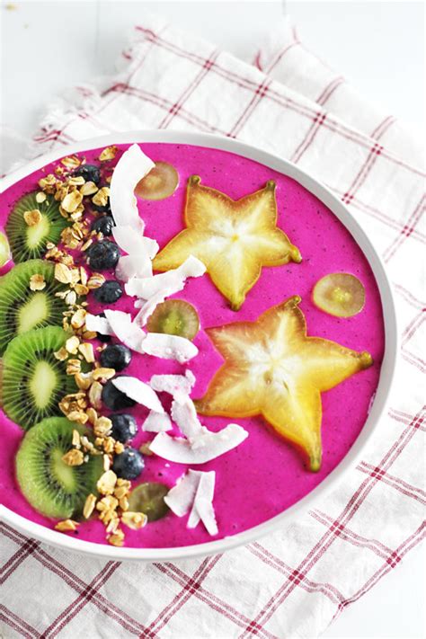 Dragon Fruit Smoothie Bowl - Jar Of Lemons