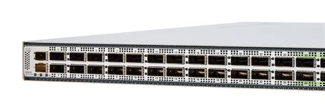 Cisco_nexus_9300_32-port_400G_switch - Cisco