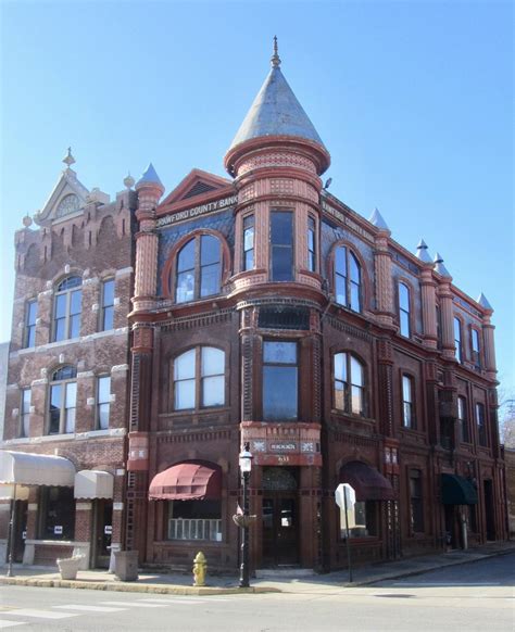 ARKANSAS SIGHTSEEING: History preserved in quaint downtown Van Buren