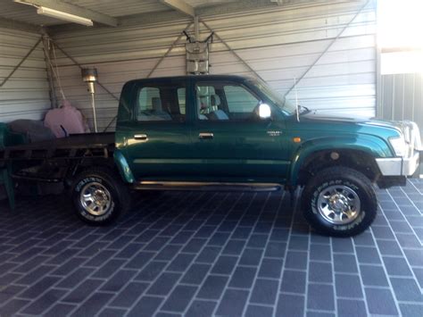 2000 Toyota hilux sr5 for sale