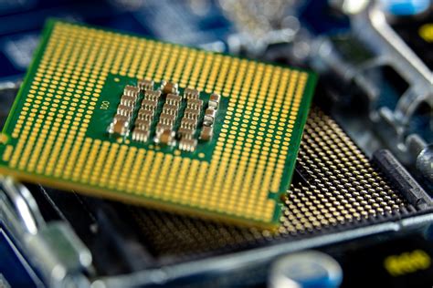 What is an ARM Processor? Comparison to x86 and its Advantages and ...