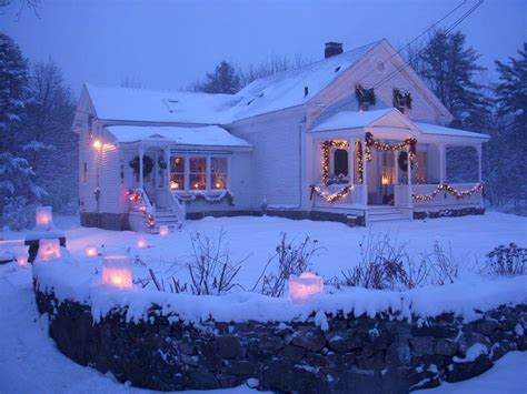 How to Make Ice Candles | Winter Decorating Ideas - New England Today