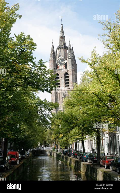 Oude Kerk (Old Church), Delft, Netherlands Stock Photo - Alamy