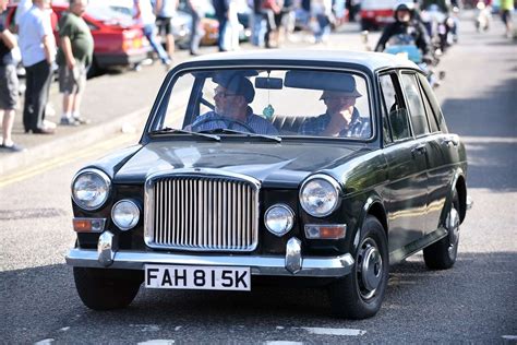 Gallery: A cavalcade of 200 joins 28th annual Wisbech historic car run