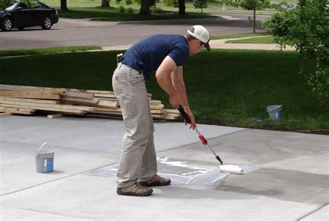 How To Apply Concrete Floor Sealer – Flooring Tips