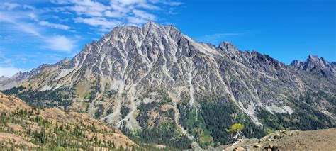 Mount Stuart - Cascadian Couloir - Hike2Hike.com