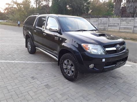 Toyota Hilux D4D 4x4 Double Cab Car For Sale - SAVEMARI