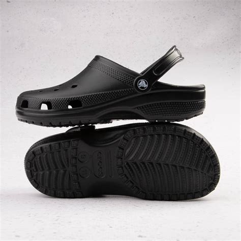 Crocs Classic Clog - Black | Journeys