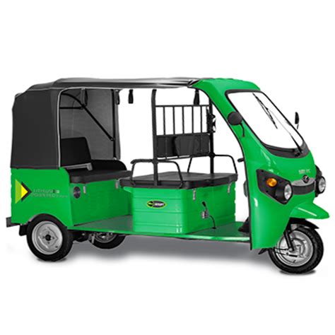 Kinetic Green Safar Smart E Rickshaw, Vehicle Capacity: 4 Seater at Rs ...