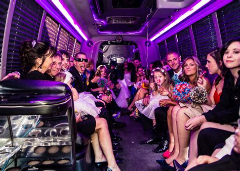 Night Party Limo Hire In Melbourne | Hummer Limo Hire Melbourne