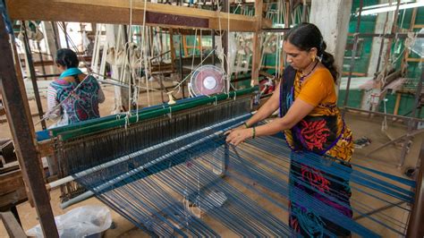 National Handloom Day 2021: History, Significance of a Day to Honour ...