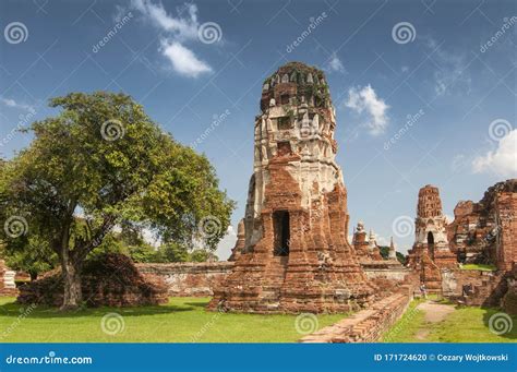 Ruins of Wat Phra Mahathat, Ayutthaya, Thailand, Asia Stock Photo ...