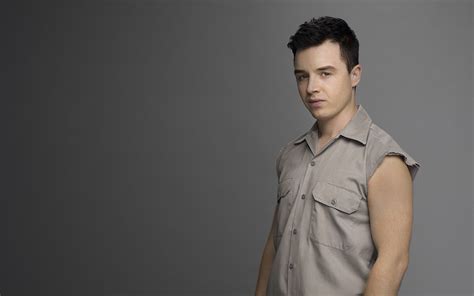 Mickey Milkovich Played by Noel Fisher - Shameless | SHOWTIME