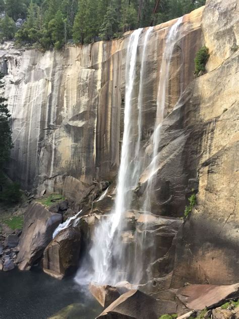 Yosemite National Park – Granite Cliffs and Spectacular Waterfalls ...