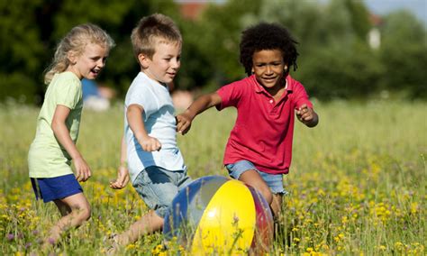 25 Super-Fun Springtime Activities for Kids - Daily Parent