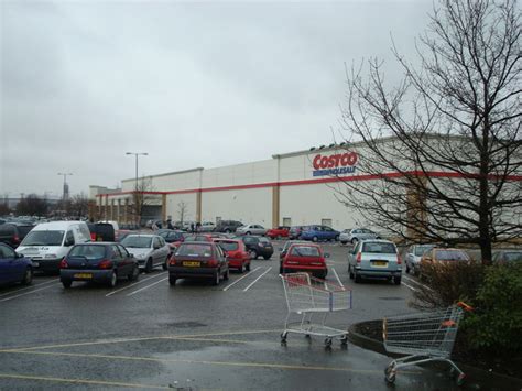 Costco, West Thurrock © Stacey Harris :: Geograph Britain and Ireland