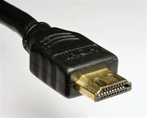 Bestand:HDMI connector-male-ar 5to4-fs PNr°0270.jpg - Wikipedia