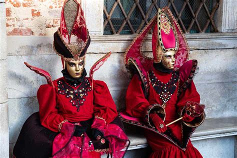 The history behind Venetian masks - Venezia Maschere