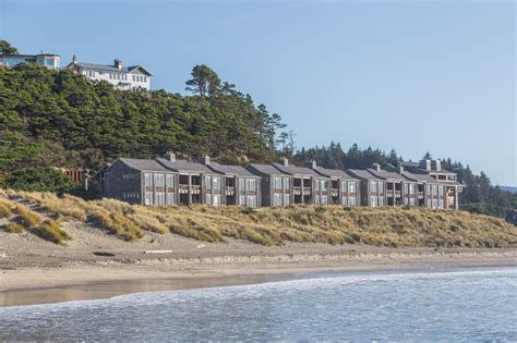 An Oceanfront Stay At Headlands Coastal Lodge And Spa - Roadesque ...