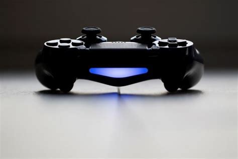 How To Fix Blinking Blue Light On Ps4 Controller | Shelly Lighting