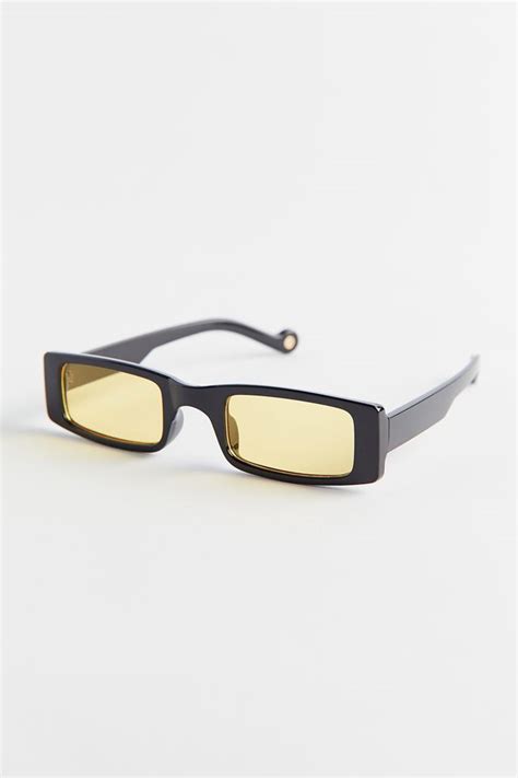 The 24 Best Yellow-Lens Sunglasses in Every Style | Who What Wear