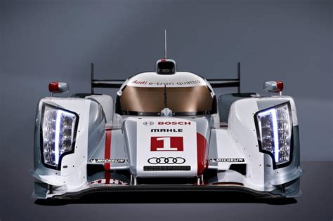 Audi R18 e-tron quattro Hybrid Race Car Unveiled: Photos and Specs ...