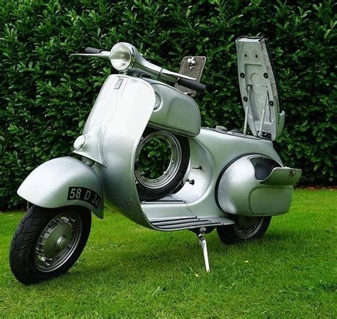 Pin by john middleton(Mid) on SCOOTERS in 2020 | Scooter, Moped, Lambretta