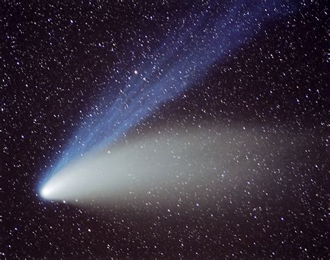 Comet Hale-Bopp, 1997