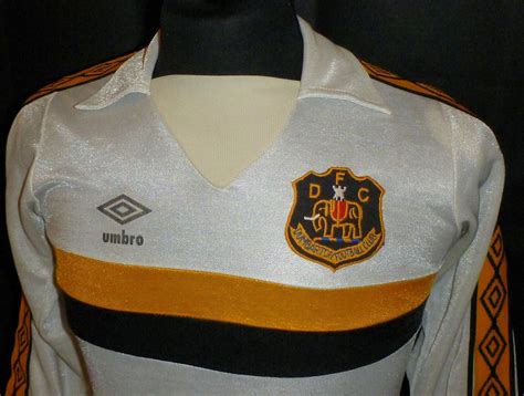 Dumbarton FC 1982-83 Home Kit