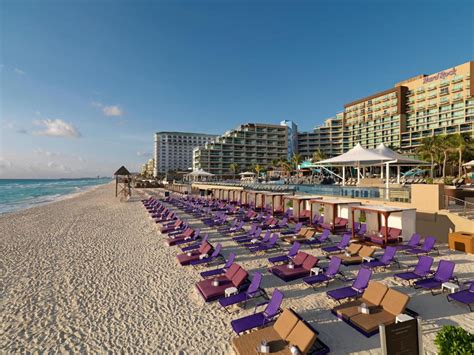 Which Hotel Has the Best Beach in Cancun for Families? - The Family ...