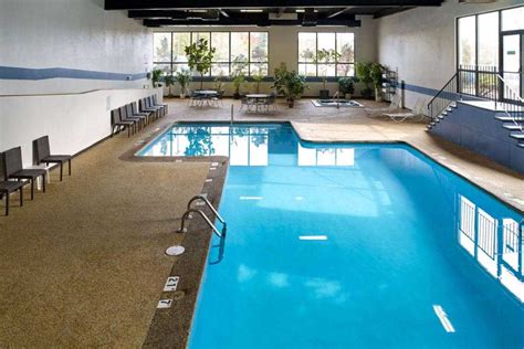 30 hotels in portland with Pool