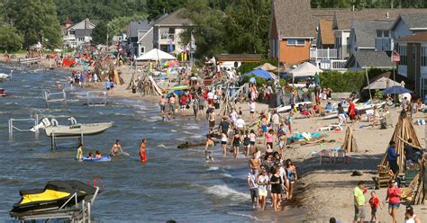 Lakefront community goes all out for July 4