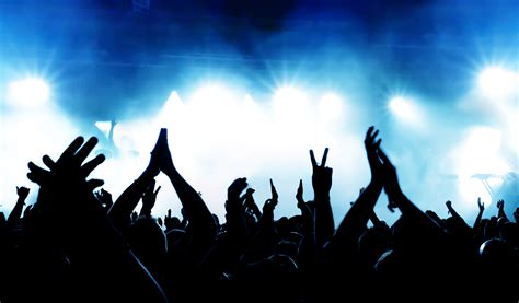 🔥 [40+] Concert Crowd Wallpapers | WallpaperSafari