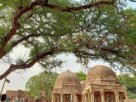 firoz shah tughlaq tomb history 9767223 Stock Photo at Vecteezy